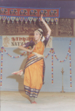 dance2.jpg (23867 bytes)