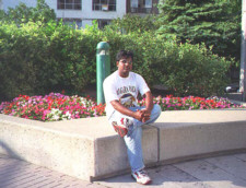 toronto3.jpg (23556 bytes)